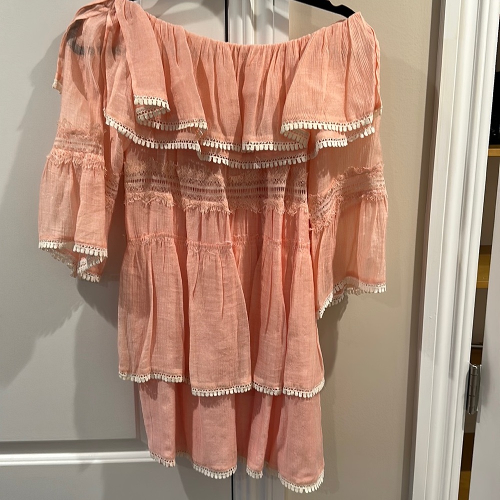 Suboo off shoulder coverup size small